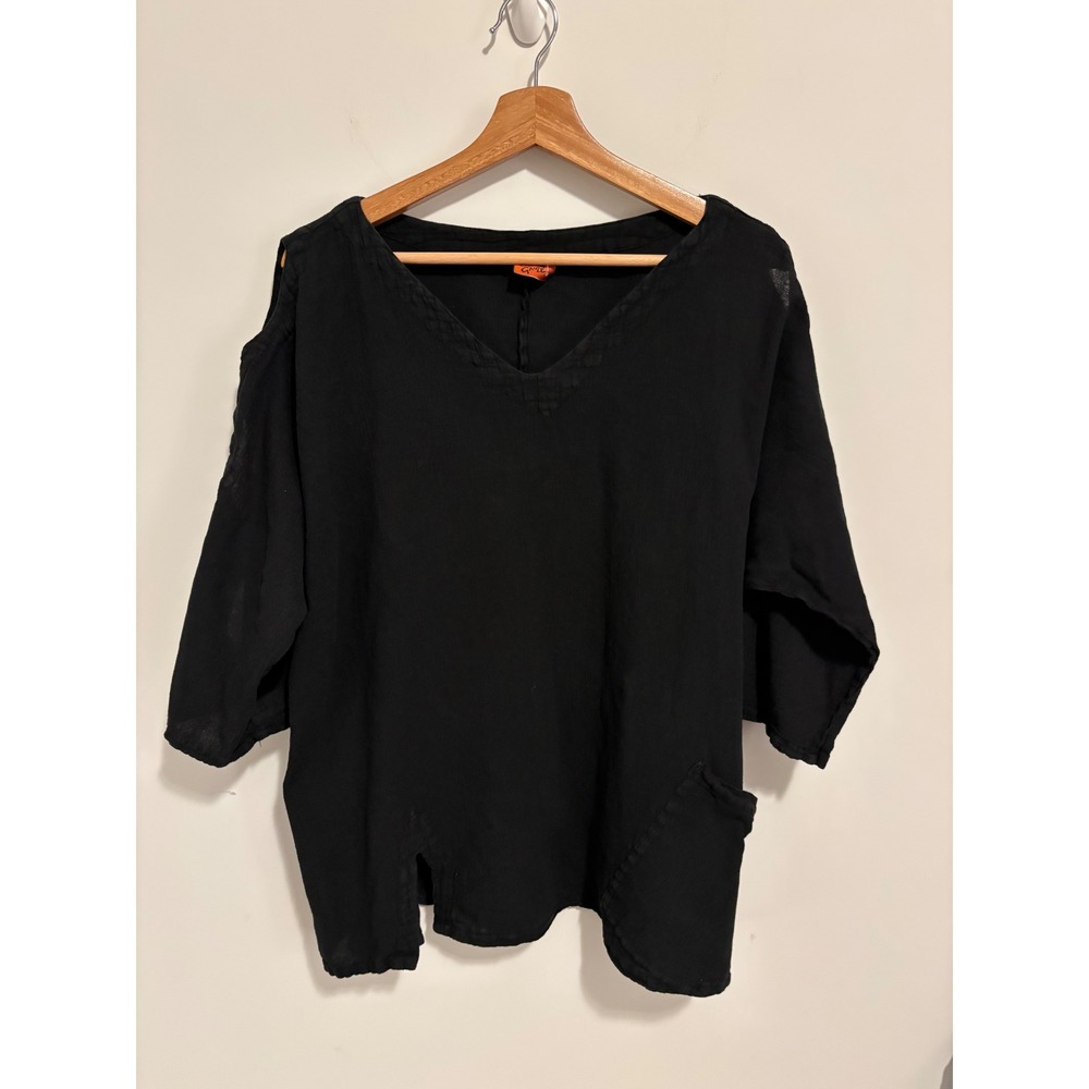 Oh My Gauze! Black Cotton Gauze V-Neck Tunic Top Cold Shoulder Slit Pocket OS